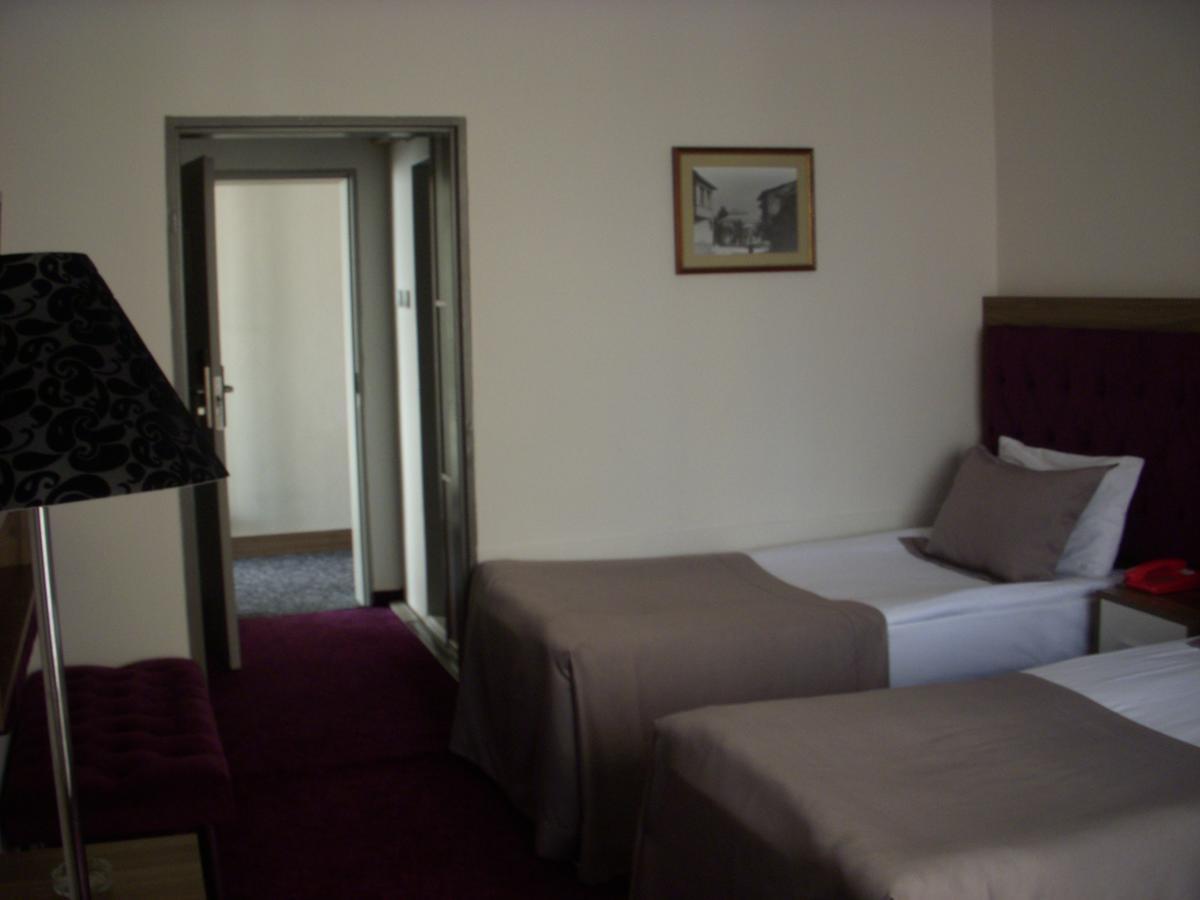 Hande Hotel Mustafakemalpaşa Exterior foto